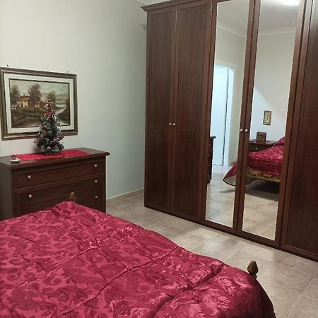 Отель Casa Di Raffaella Торре-Аннунциата Экстерьер фото